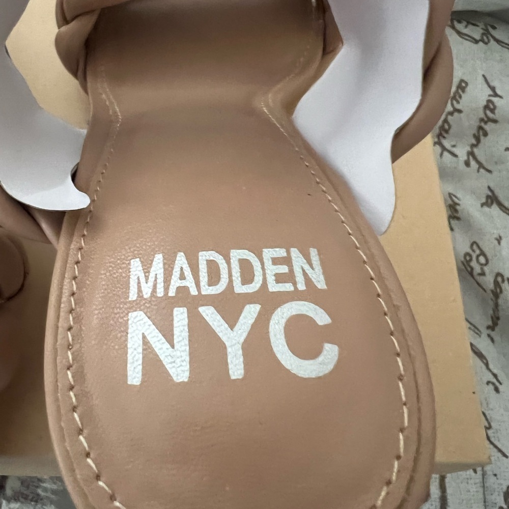 Madden NYC Tan Heels - Picture 5 of 6
